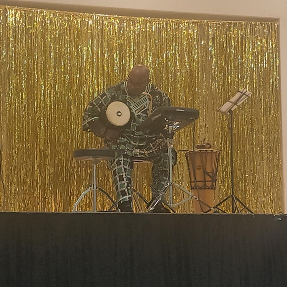 Meet your Posher, Gregory - Picture 9 of 9